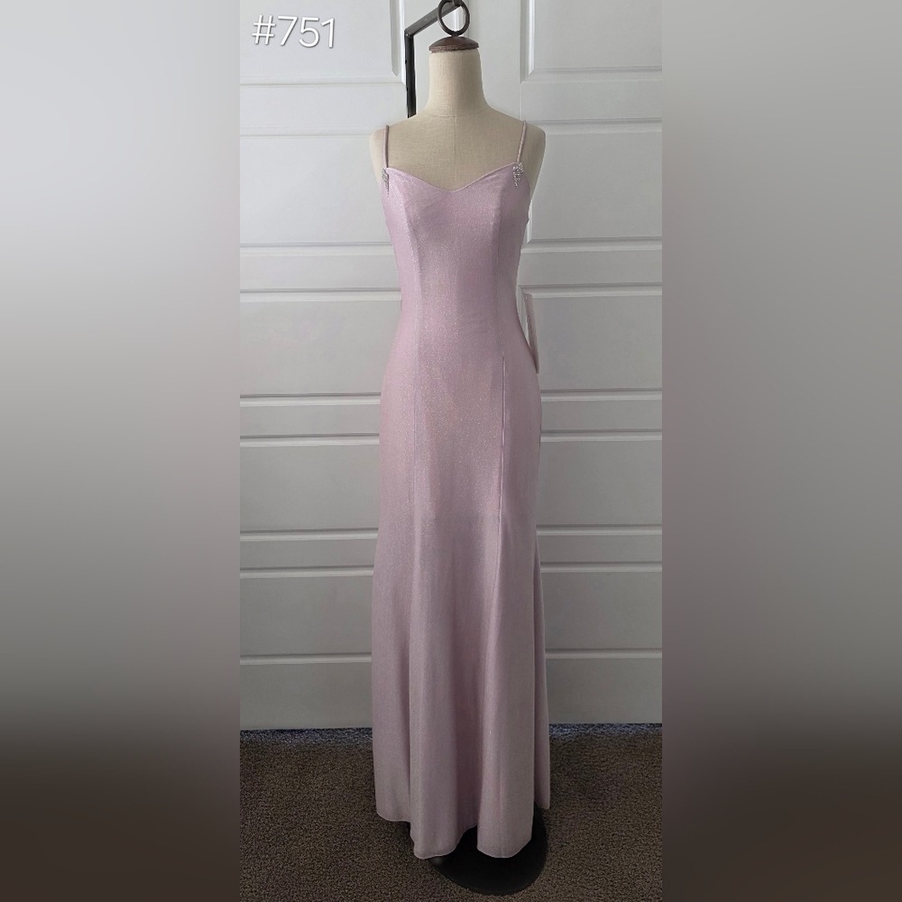 Sleeveless Light Pink Satin Prom Dress